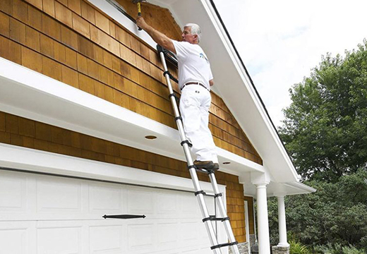 What is an extension ladder?