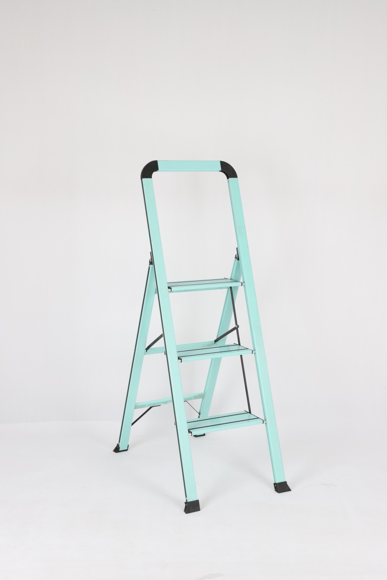 Portable household folding aluminum ladder customized green color (2)